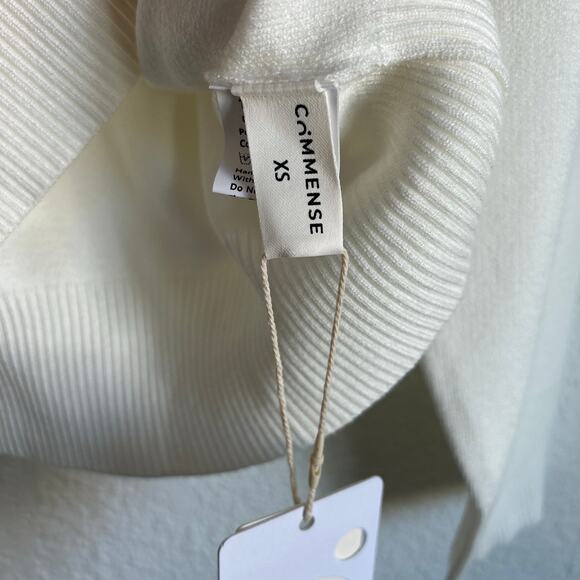 Commense Cotton Blend Oversized Embroidered Heart Sweater XS NWT - Picture 2 of 7